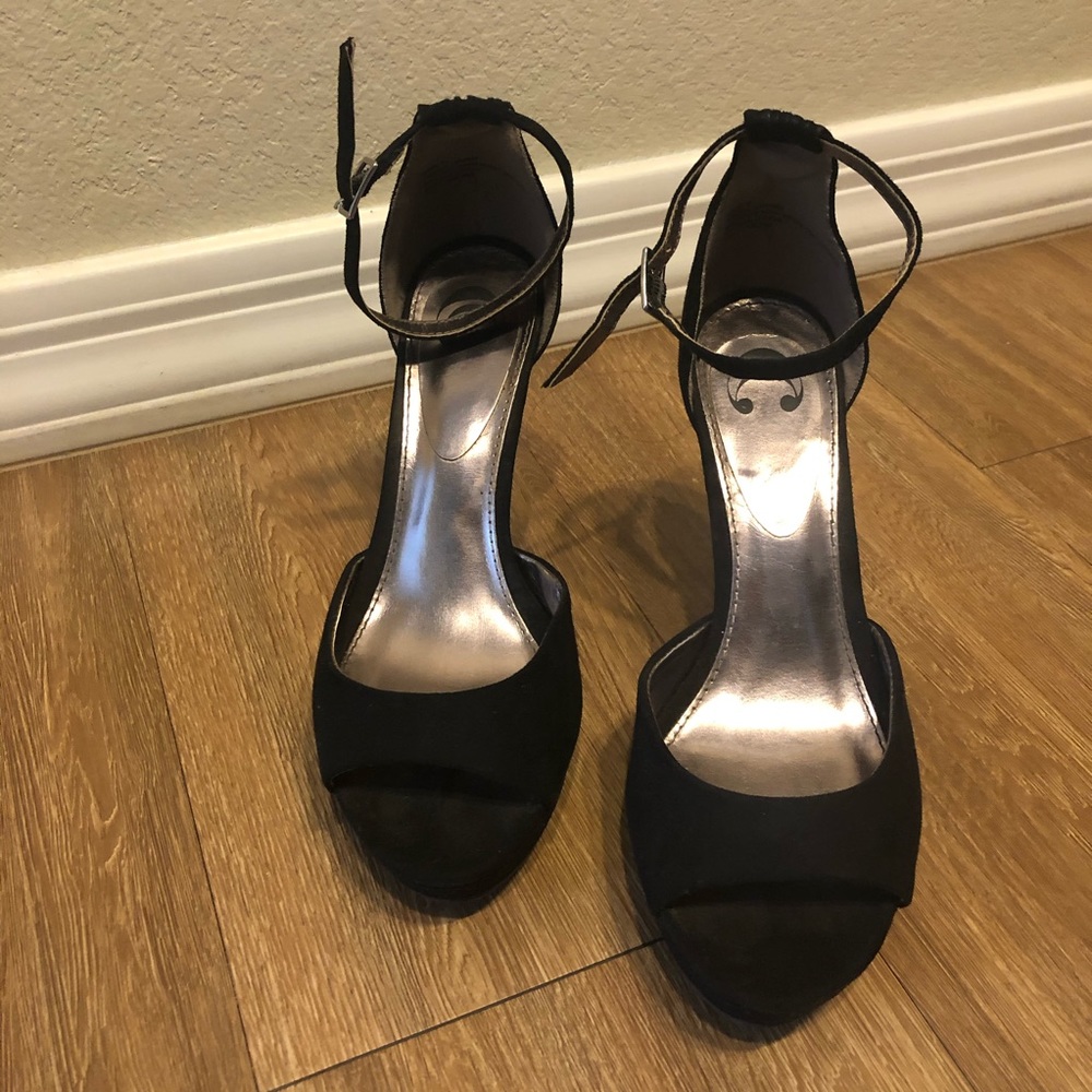 Charlotte Russe Platform Suede Heels Great Sz 8